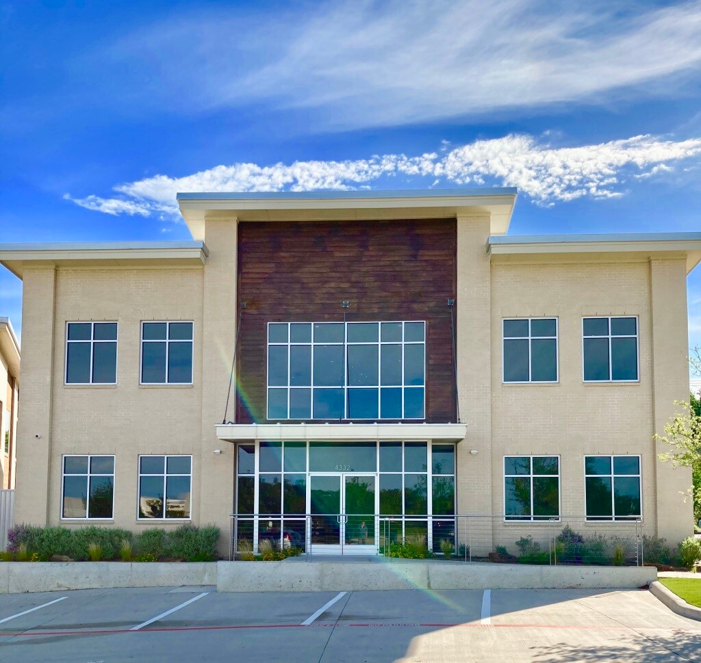 4332 Marsh Ridge Rd, Carrollton, TX à louer Photo principale– Image 1 sur 5