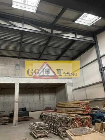 Industriel/Logistique dans Montfermeil à louer - Photo intérieure – Image 3 sur 5