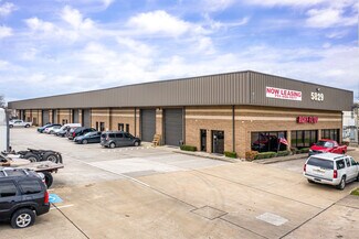 Plus de détails pour 5829 W Sam Houston Pky N, Houston, TX - Local d'activités à louer