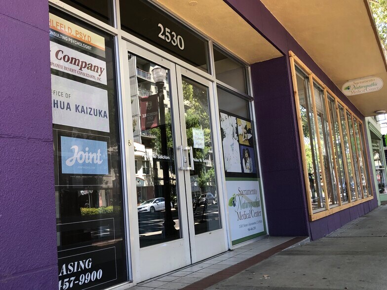 2530 J St, Sacramento, CA à louer - Photo de l’immeuble – Image 3 sur 19
