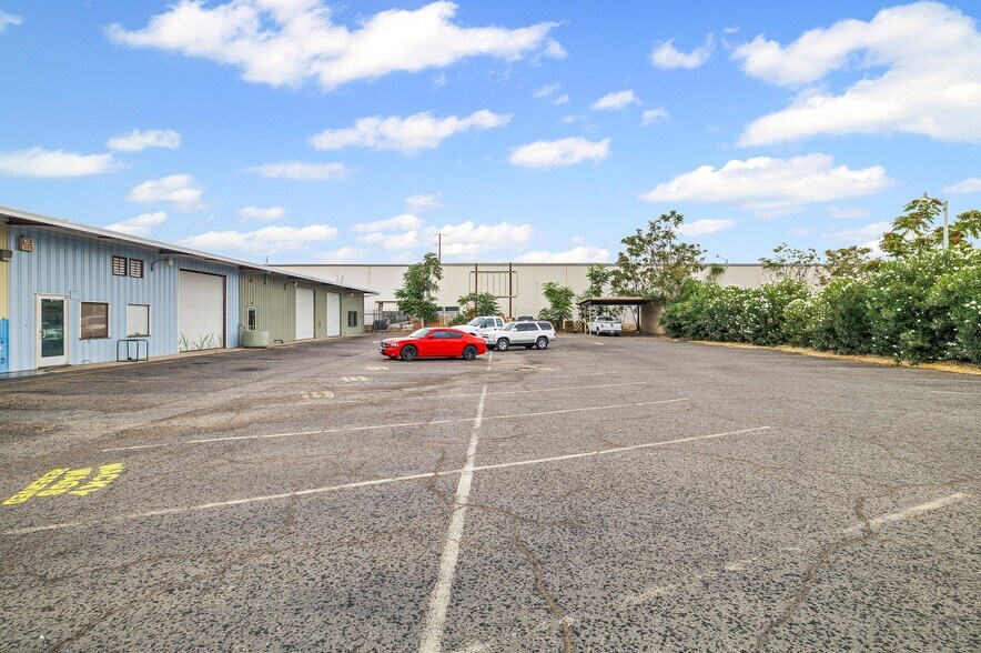 2145 Park Ave, Chico, CA à louer - Photo de l’immeuble – Image 3 sur 6
