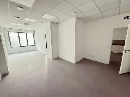 44 Place Francois Mitterrand, Savigny-le-Temple à louer - Photo intérieure – Image 1 sur 4