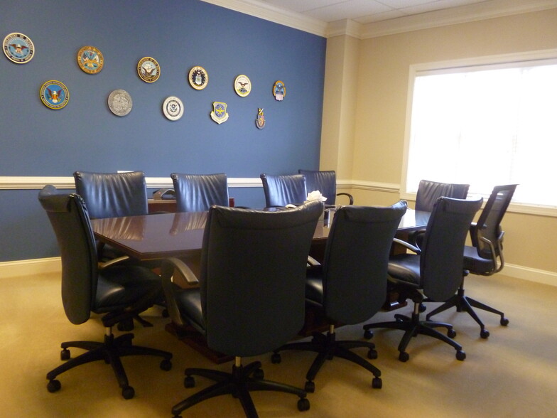 4000-4008 Genesee Pl, Woodbridge, VA à louer - Photo intérieure – Image 2 sur 10