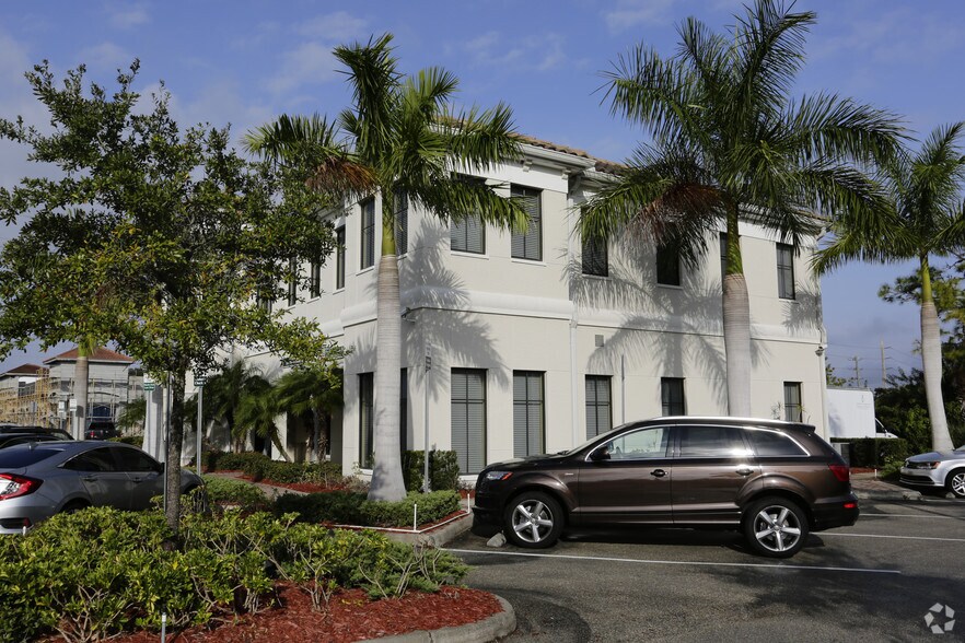 5900 S Pan American Blvd, North Port, FL à vendre - Photo de l’immeuble – Image 3 sur 20