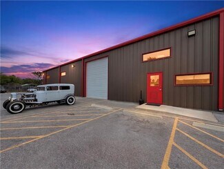 Plus de détails pour 428 Anchor St, Corpus Christi, TX - Local commercial à louer