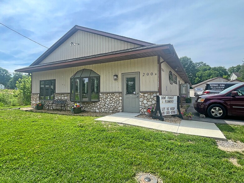 200 Collinsville Rd, Troy, IL à louer - Photo de l’immeuble – Image 1 sur 11