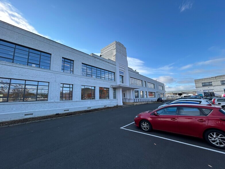 40 Peffer Pl, Edinburgh à louer - Photo de l’immeuble – Image 1 sur 7