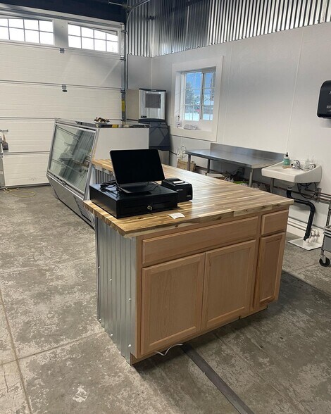 303 W Garfield St, Enterprise, OR à vendre - Photo de l’immeuble – Image 2 sur 12