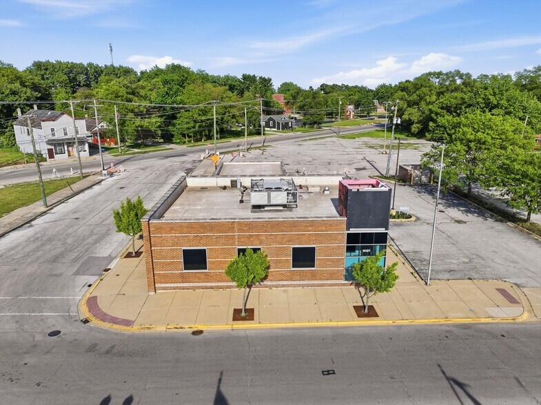 14121 Doctor Martin Luther King Jr Dr, Dolton, IL à vendre - Photo de l’immeuble – Image 3 sur 23