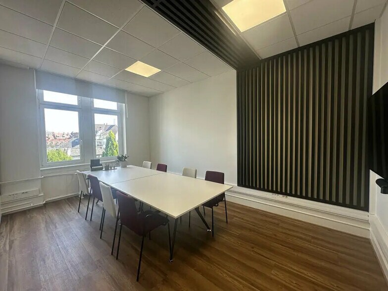 Bureau dans Strasbourg à louer - Photo de l’immeuble – Image 2 sur 6