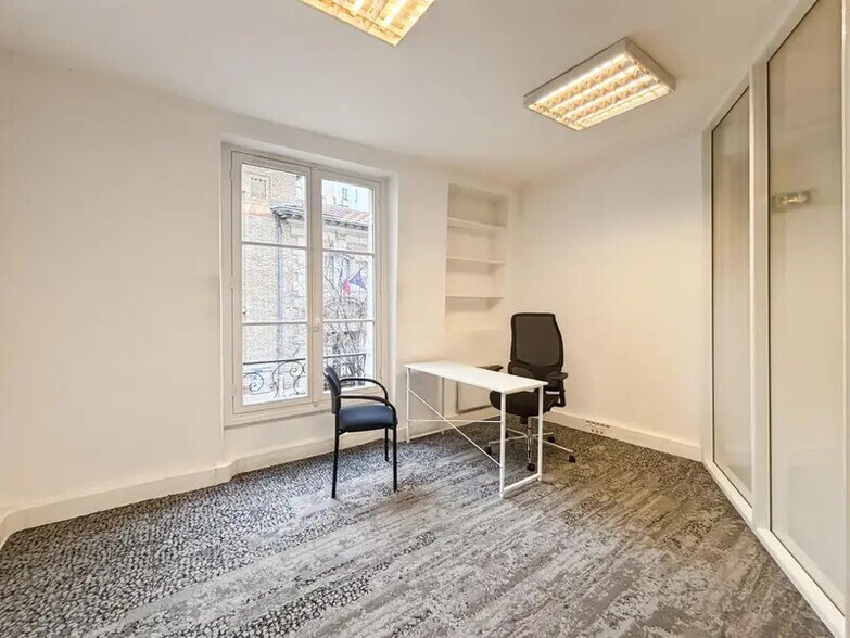 Bureau dans Paris à louer - Photo de l’immeuble – Image 3 sur 8