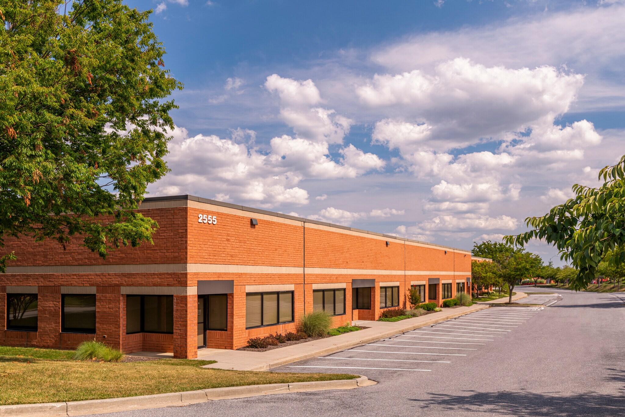 2505 Lord Baltimore Dr, Windsor Mill, MD à louer Photo de l’immeuble– Image 1 sur 1