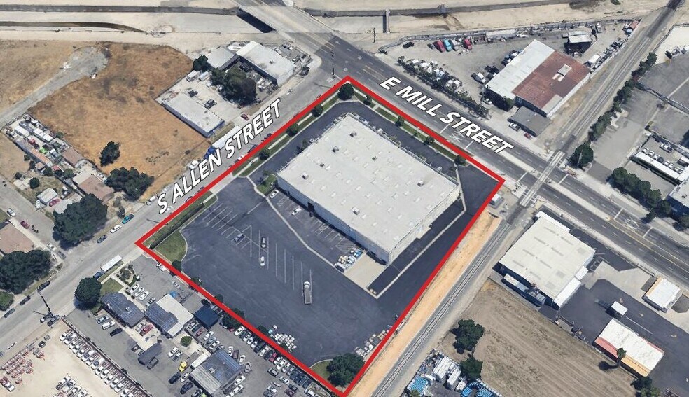 190 E Mill St, San Bernardino, CA à louer - Photo de l’immeuble – Image 2 sur 4