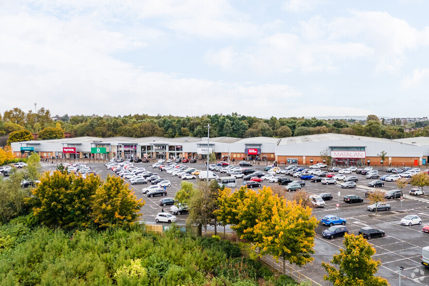 3 Coatbank St, Coatbridge à louer - Photo principale – Image 1 sur 2