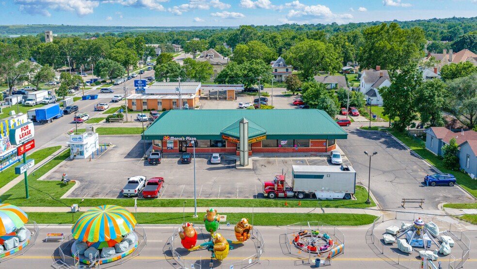 215 W 6th St, Junction City, KS à louer - Photo de l’immeuble – Image 3 sur 9