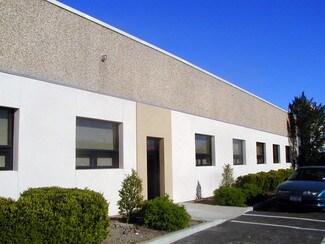 Plus de détails pour 27 Sarah Dr, Farmingdale, NY - Industriel/Logistique à louer