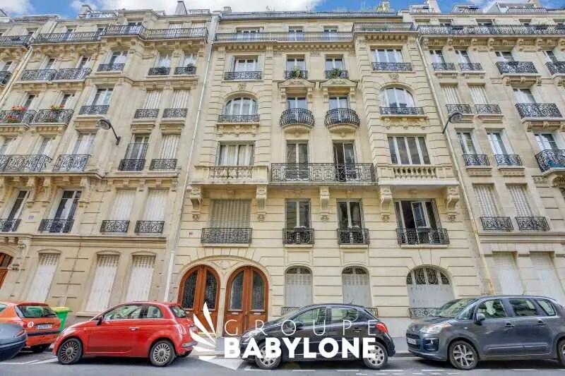 Rue Cernuschi, Paris à louer - Photo de l’immeuble – Image 1 sur 2