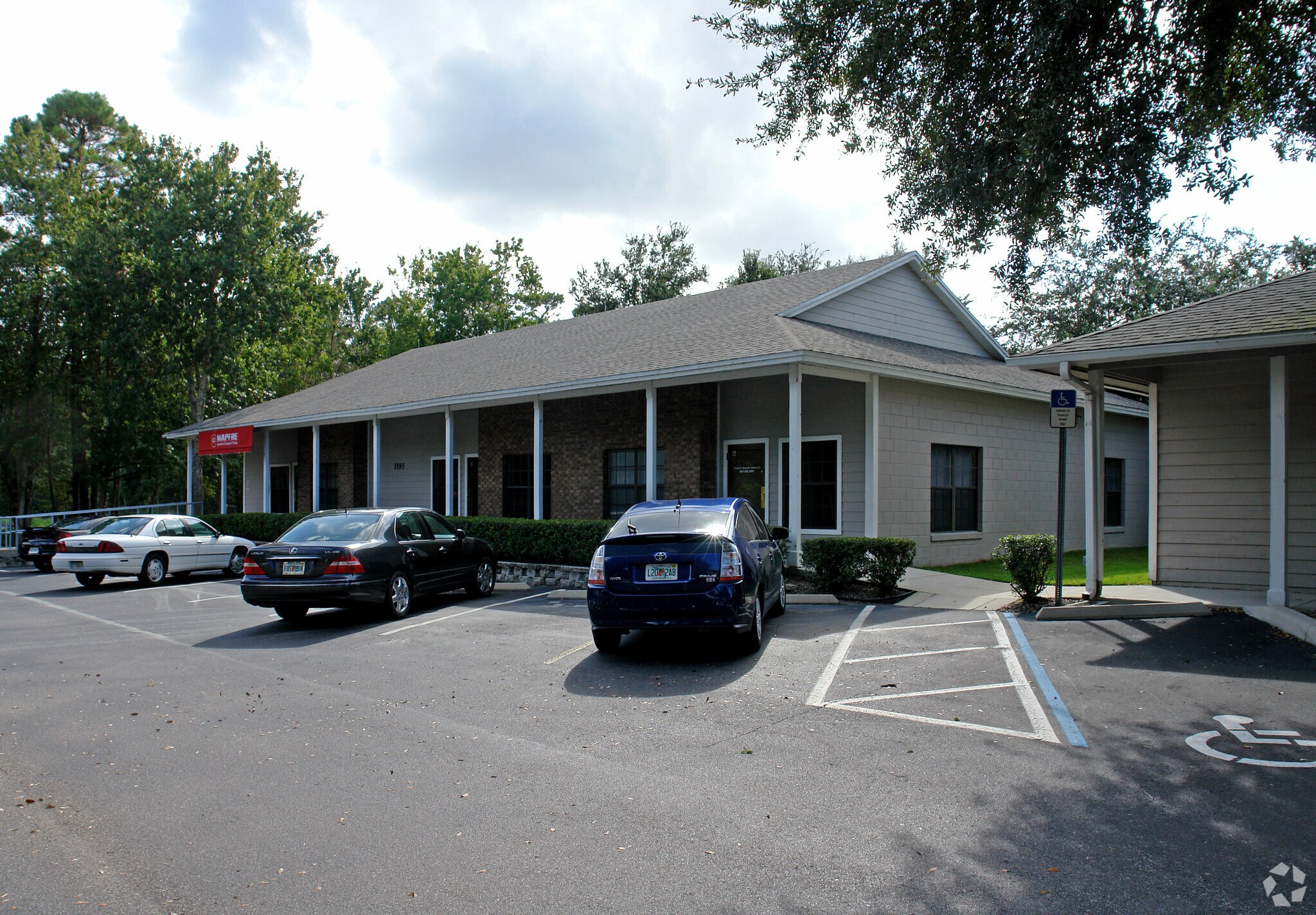 3595 W Lake Mary Blvd, Lake Mary, FL à louer Photo principale– Image 1 sur 6
