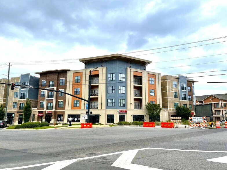 2330 Jack Warner Pkwy, Tuscaloosa, AL à louer - Photo de l’immeuble – Image 1 sur 1