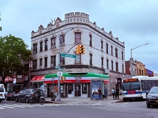 Plus de détails pour 13821 Jamaica Ave, Jamaica, NY - Logement à vendre
