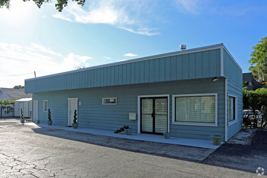 381 NE 5th Ave, Delray Beach, FL à vendre - Photo principale – Image 1 sur 9