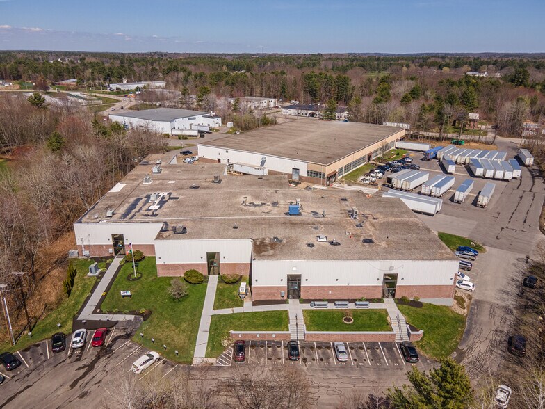 44-50 Manson Libby Rd, Scarborough, ME à vendre - Photo de l’immeuble – Image 2 sur 4