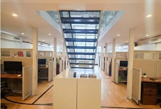 236 Second Ave, New York, NY à louer Photo intérieure– Image 2 sur 5