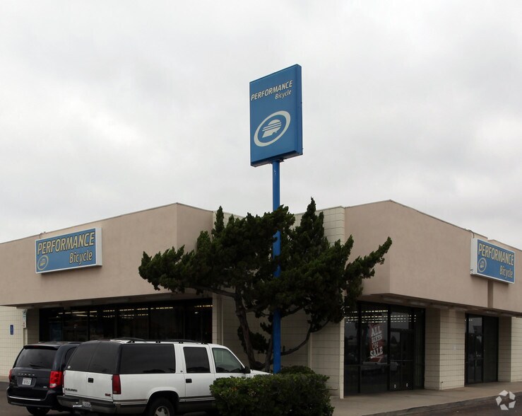 7730 Ronson Rd, San Diego, CA à louer - Photo de l’immeuble – Image 2 sur 5