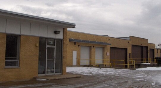 2063 Frontage Rd, Des Plaines, IL à louer - Photo de l’immeuble – Image 3 sur 7