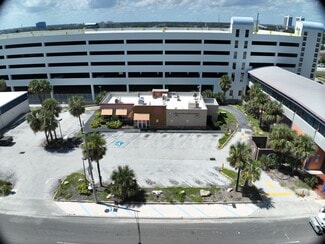 Plus de détails pour 225 N Atlantic Ave, Daytona Beach, FL - Local commercial à louer
