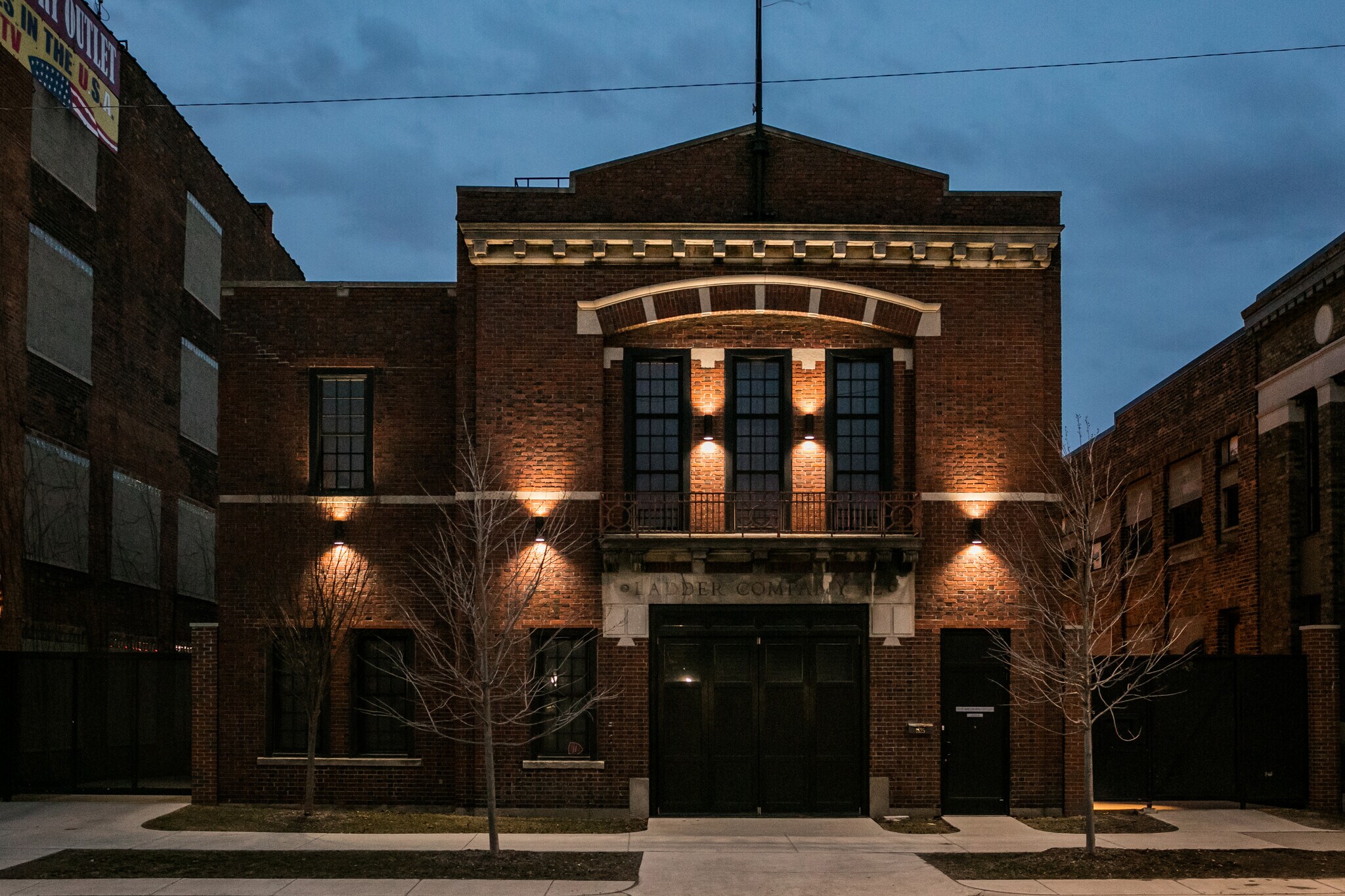 1625 W Lafayette Blvd, Detroit, MI à louer Photo principale– Image 1 sur 12