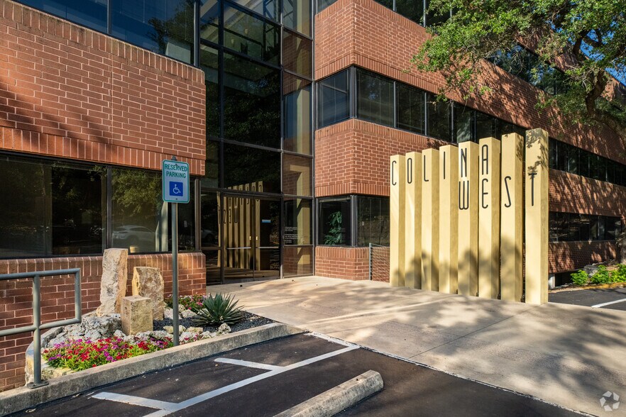 8834 N Capital of Texas Hwy, Austin, TX à louer - Photo de l’immeuble – Image 3 sur 43