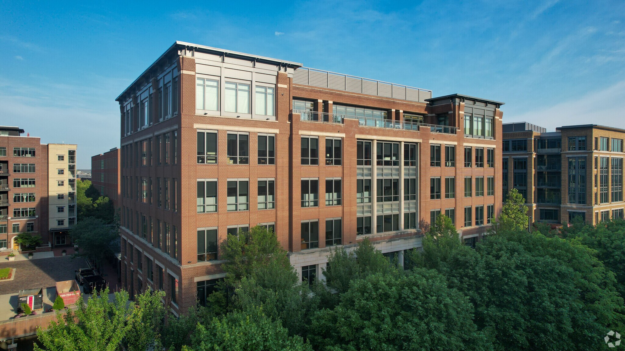 325 John H McConnell Blvd, Columbus, OH à louer Photo principale– Image 1 sur 13