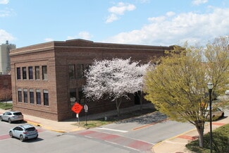 Plus de détails pour 201 W Market St, Kingsport, TN - Bureau à vendre