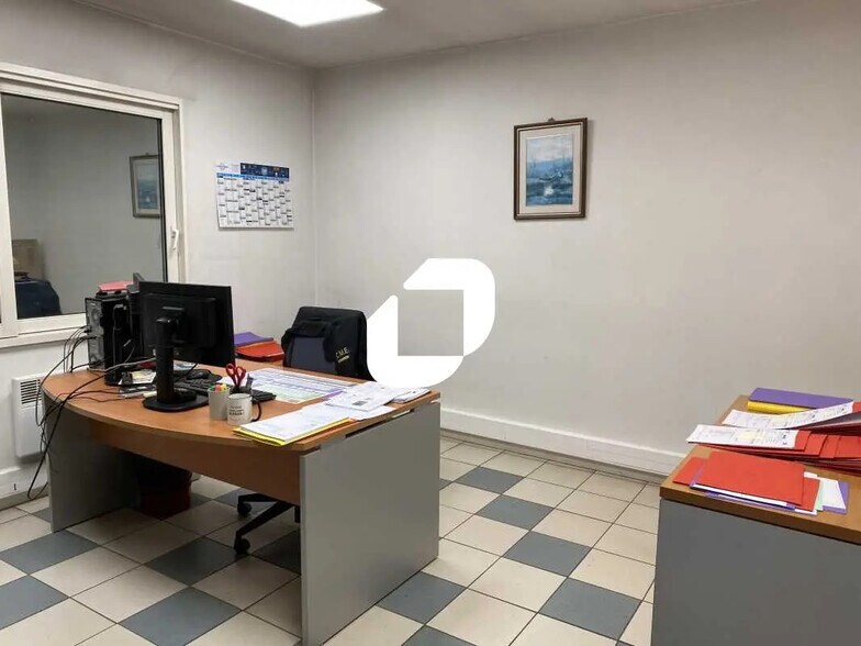 Local d'activités dans Beautiran à vendre - Photo de l’immeuble – Image 3 sur 6