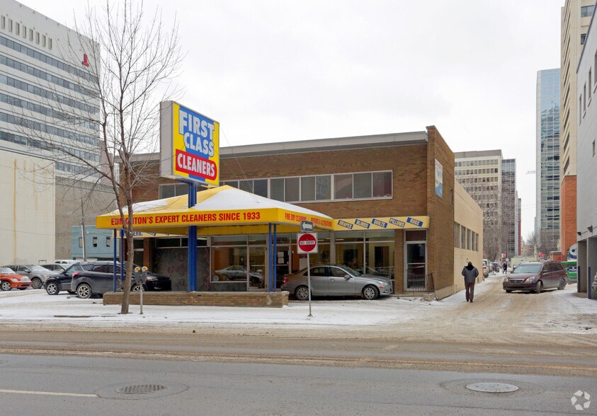 10050 105th St NW, Edmonton, AB à vendre - Photo de l’immeuble – Image 2 sur 3