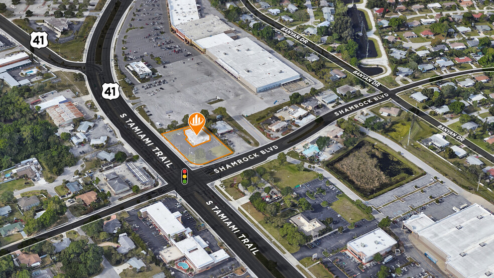 1697 Tamiami Trl S, Venice, FL à vendre - Photo de l’immeuble – Image 3 sur 6