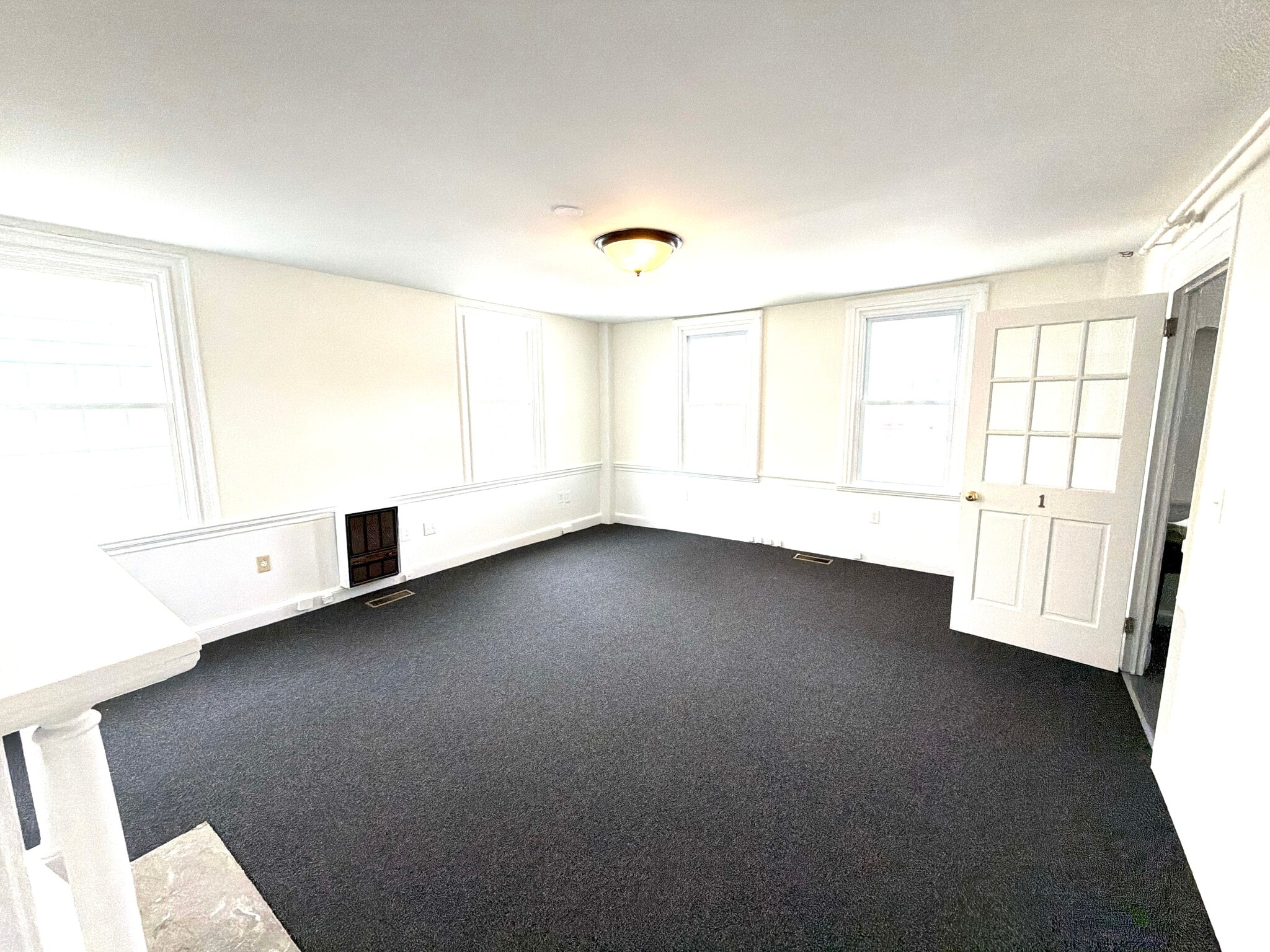 129 Main St, Old Saybrook, CT à louer Photo intérieure– Image 1 sur 3