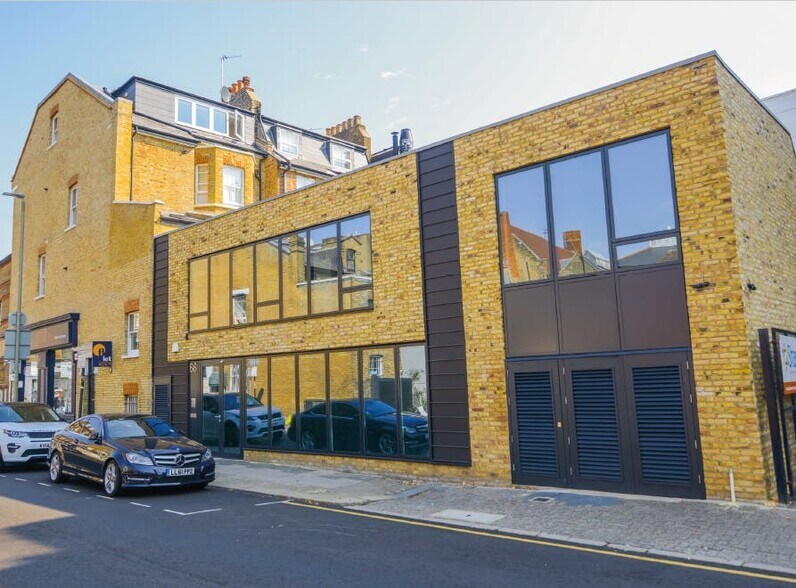 66 Altenburg Gdn, Londres à vendre - Photo de l’immeuble – Image 2 sur 9