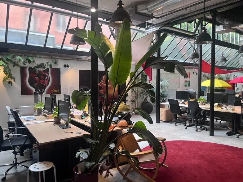 Bureau dans Paris à louer - Photo de l’immeuble – Image 2 sur 7