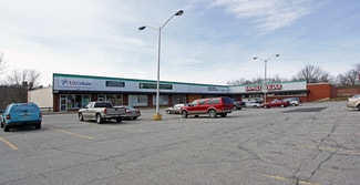 Plus de détails pour 80-82 Main St, Livermore Falls, ME - Local commercial à louer