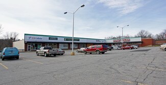 Plus de détails pour 80-82 Main St, Livermore Falls, ME - Local commercial à louer