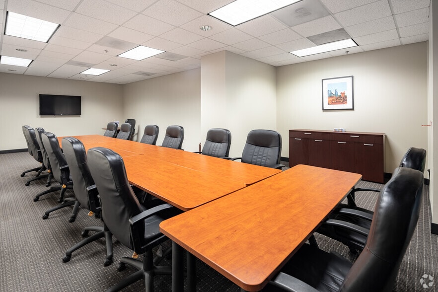 3700 Crestwood Pky NW, Duluth, GA à louer - Photo intérieure – Image 2 sur 19