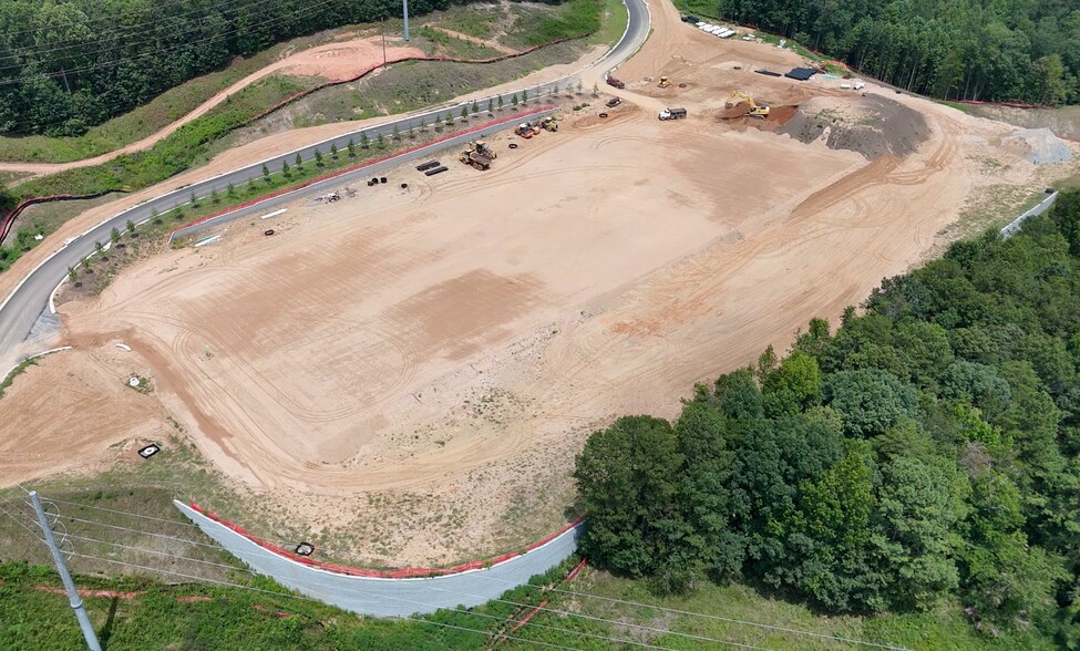 710 Wes Walker Memorial Dr, Ball Ground, GA à louer - Photo de la construction – Image 3 sur 3