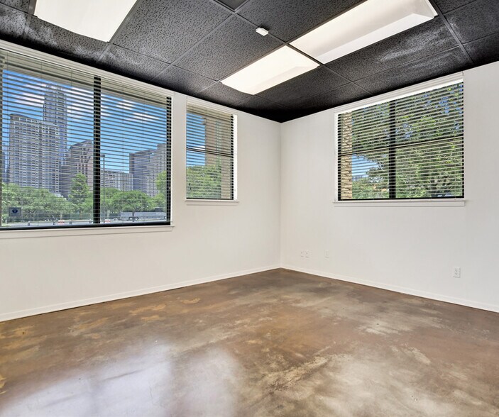 151 S First St, Austin, TX à louer - Photo intérieure – Image 3 sur 11