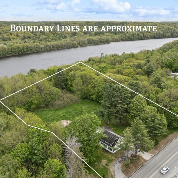 705 Maine Ave, Farmingdale, ME à vendre - Photo de l’immeuble – Image 2 sur 22