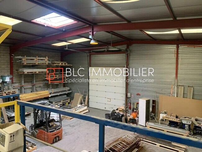 Plus de détails pour Industriel/Logistique à vendre