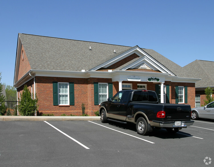 5755 North Point Pky, Alpharetta, GA à louer - Photo de l’immeuble – Image 2 sur 5