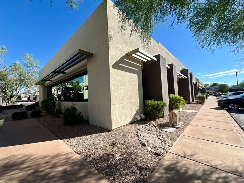 10165 N 92nd St, Scottsdale, AZ à vendre - Photo de l’immeuble – Image 3 sur 5