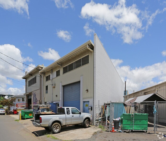 916 Puuhale Rd, Honolulu, HI à louer - Photo principale – Image 3 sur 9